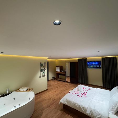 Al Bayan Palms Hotel Nizva Kültér fotó