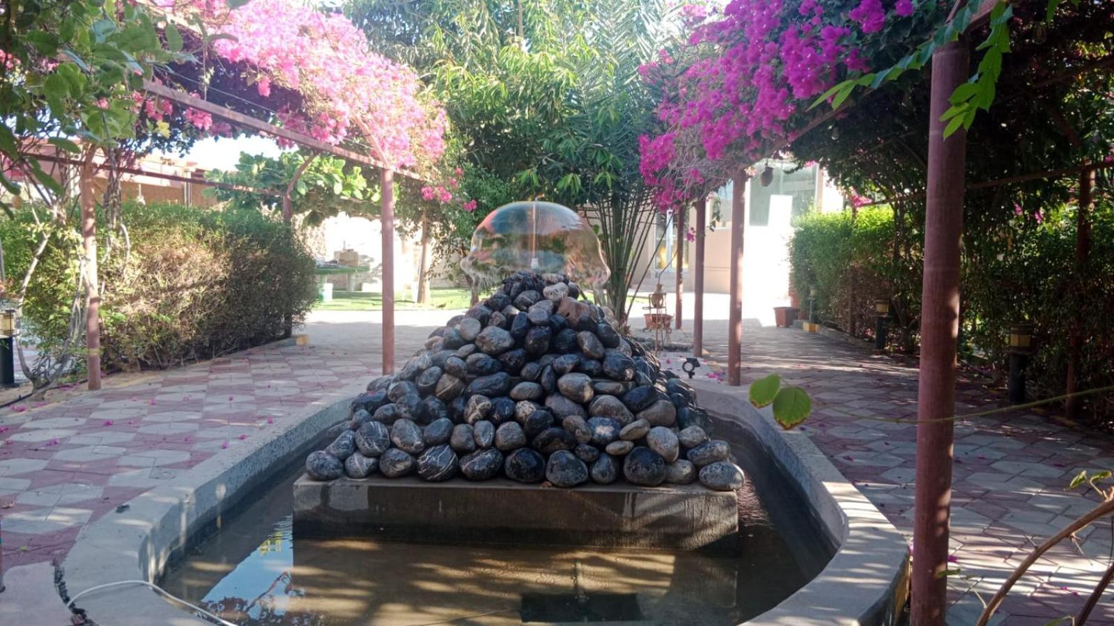 Al Bayan Palms Hotel Nizva Kültér fotó