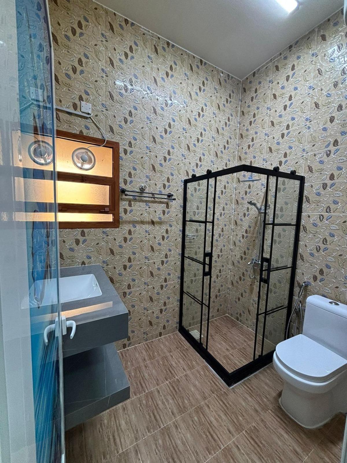 Al Bayan Palms Hotel Nizva Kültér fotó
