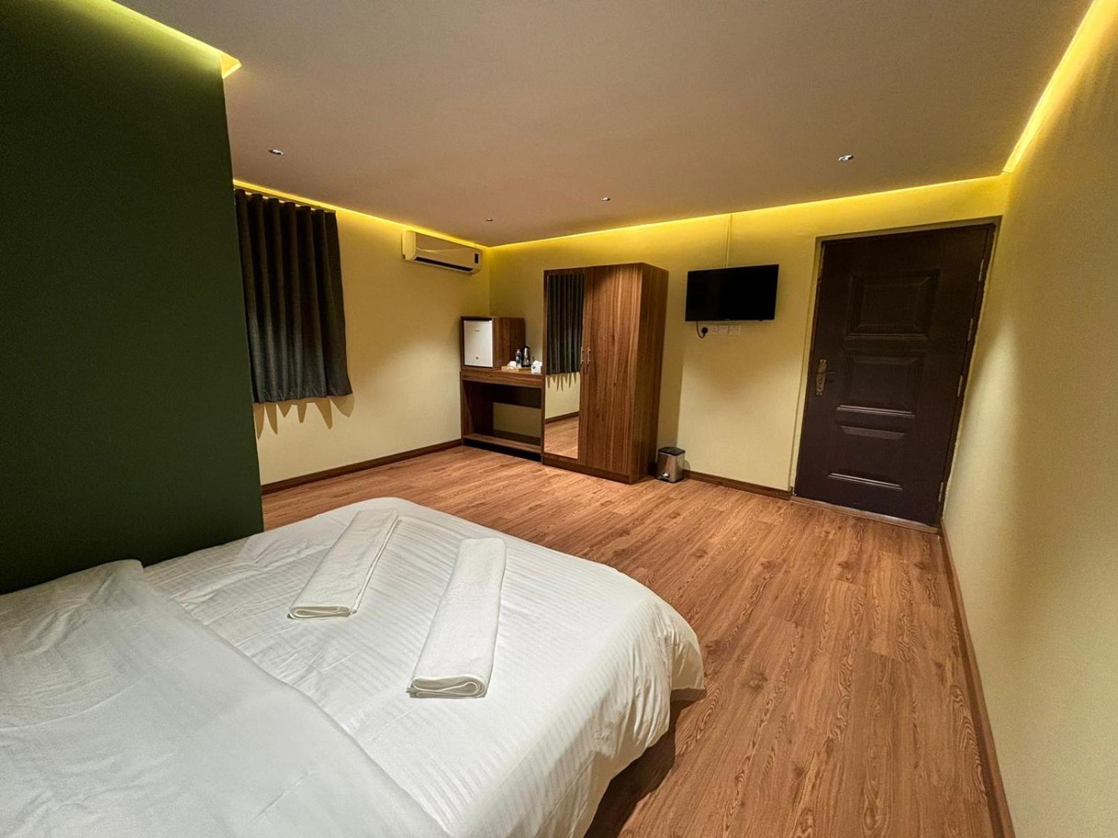 Al Bayan Palms Hotel Nizva Kültér fotó