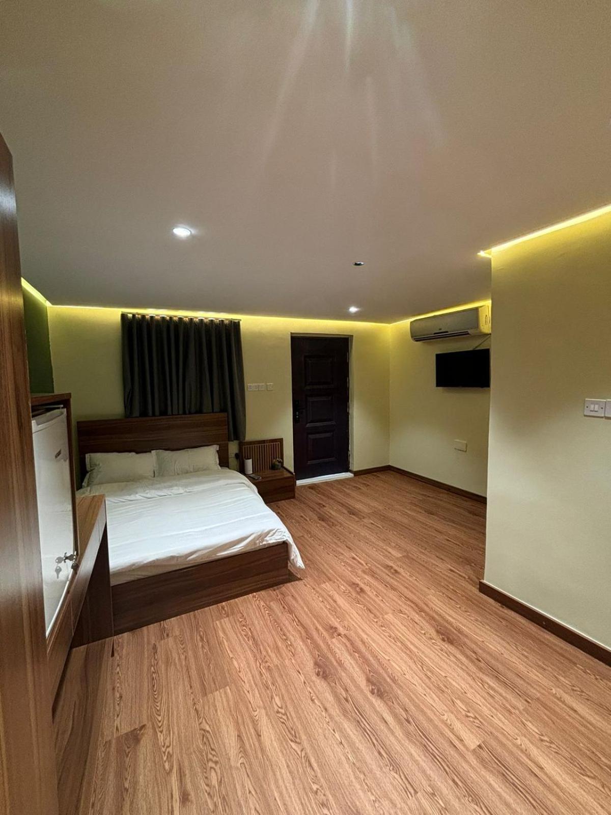 Al Bayan Palms Hotel Nizva Kültér fotó